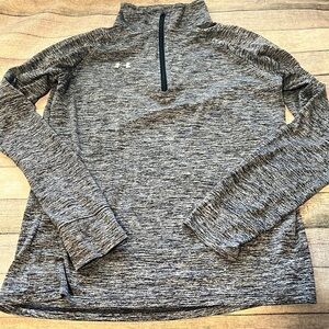 Under Armour Boy’s Loose Pullover with zipper. Size S